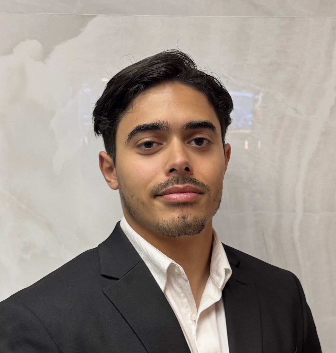 Jose Clutterbuck, founder of Ontora Knowledge Corp.